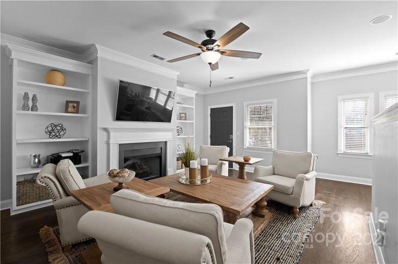 4684 Dabney Vigor Dr, Charlotte, NC 28209
