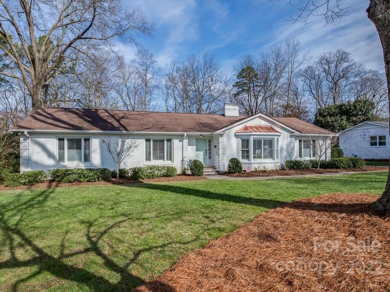 5435 Doncaster Dr, Charlotte, NC 28211