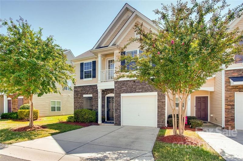 2129 Shady Pond Dr, Clover, SC 29710