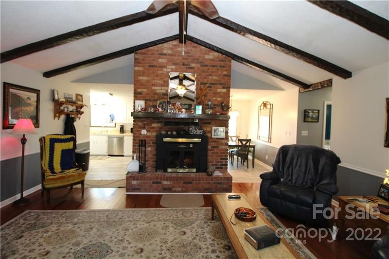 106 Rockin J Rd, Maiden, NC 28650