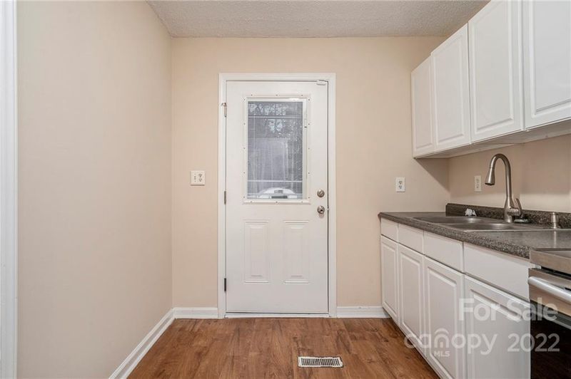 4907 Jamee Dr, Gastonia, NC 28056