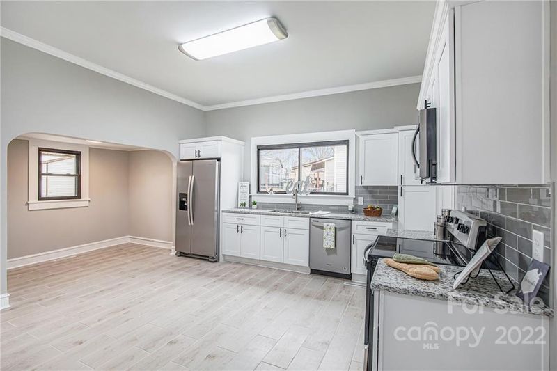 512 7th St, Kannapolis, NC 28081