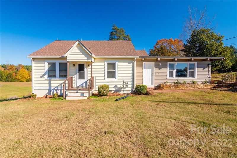 3168 Mount Pleasant Rd, Sherrills Ford, NC 28673