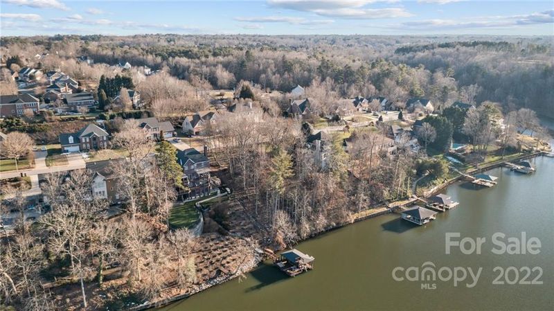 643 46th Avenue Dr NE, Hickory, NC 28601