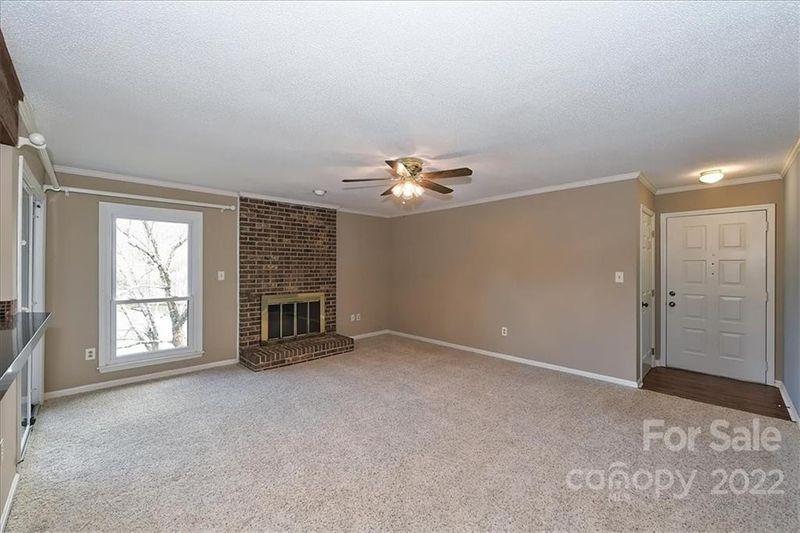 7345 Winery Ln, Charlotte, NC 28227