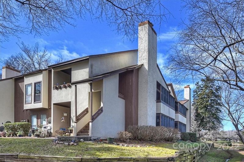 7345 Winery Ln, Charlotte, NC 28227