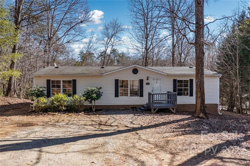 3854 Caribou Dr, Sherrills Ford, NC 28673