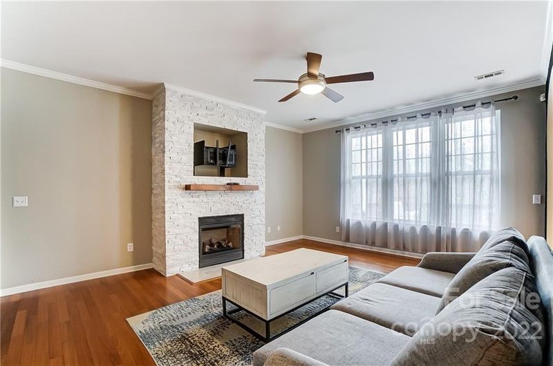 552 Pine Links Dr, Tega Cay, SC 29708