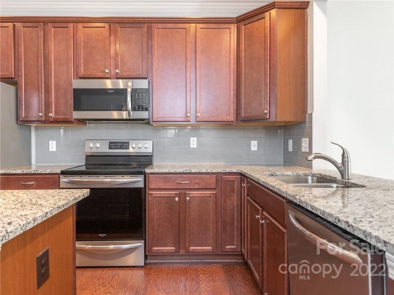 520 Park View Dr #273, Belmont, NC 28012