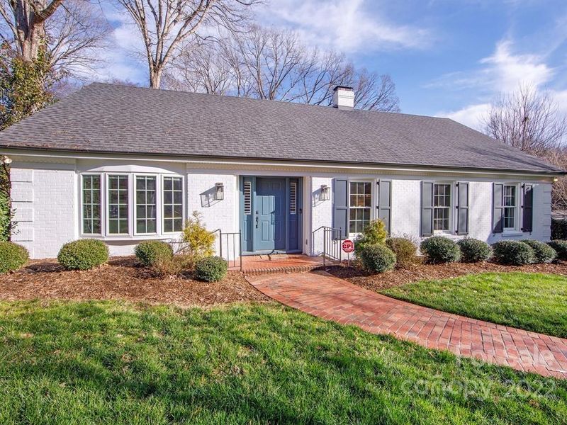 1000 Braeburn Rd, Charlotte, NC 28211