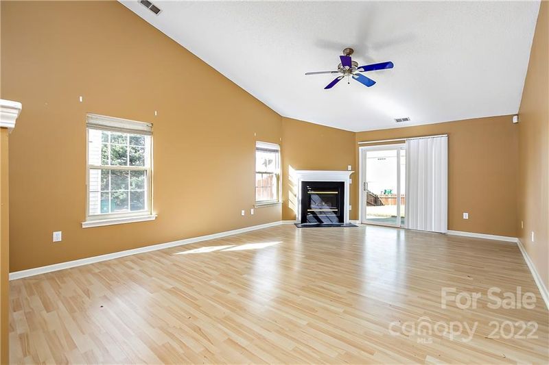 6633 Horace Mann Rd, Charlotte, NC 28269
