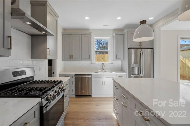 3101 Avalon Ave, Charlotte, NC 28208