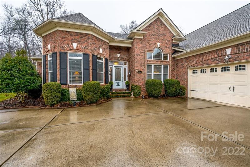 5845 Tipperary Dr, Denver, NC 28037