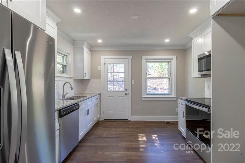 4159 Welling Ave, Charlotte, NC 28208