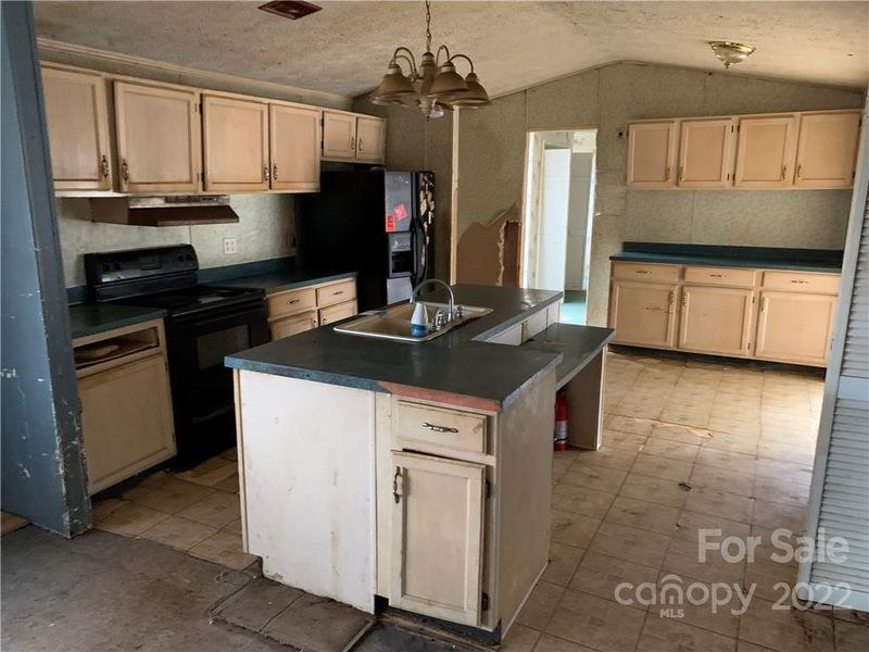 159 Gethsemane Rd, Olin, NC 28660