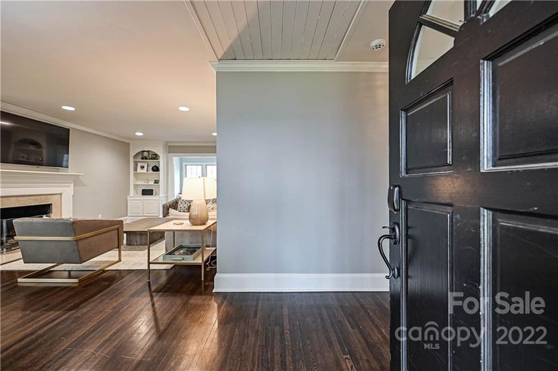 1653 Sterling Rd, Charlotte, NC 28209