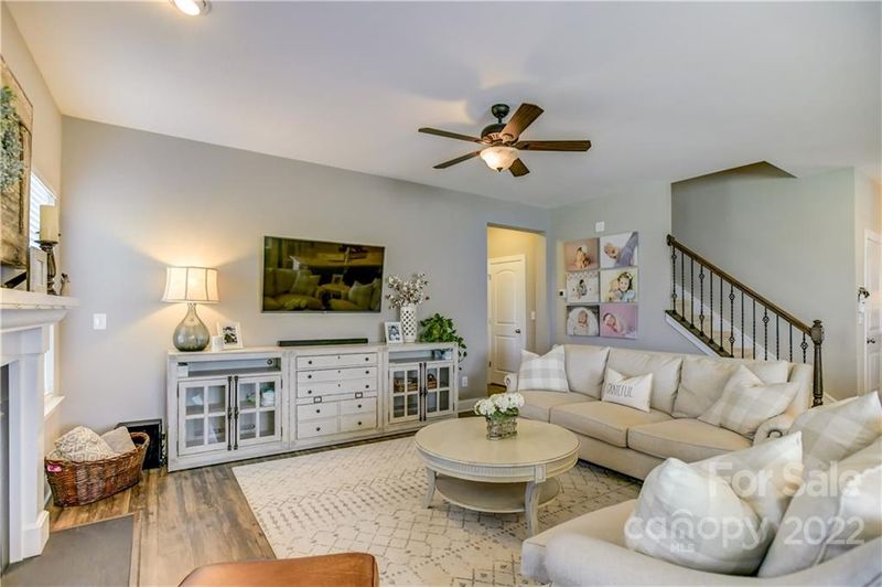 1409 Pueblo Ct, Denver, NC 28037