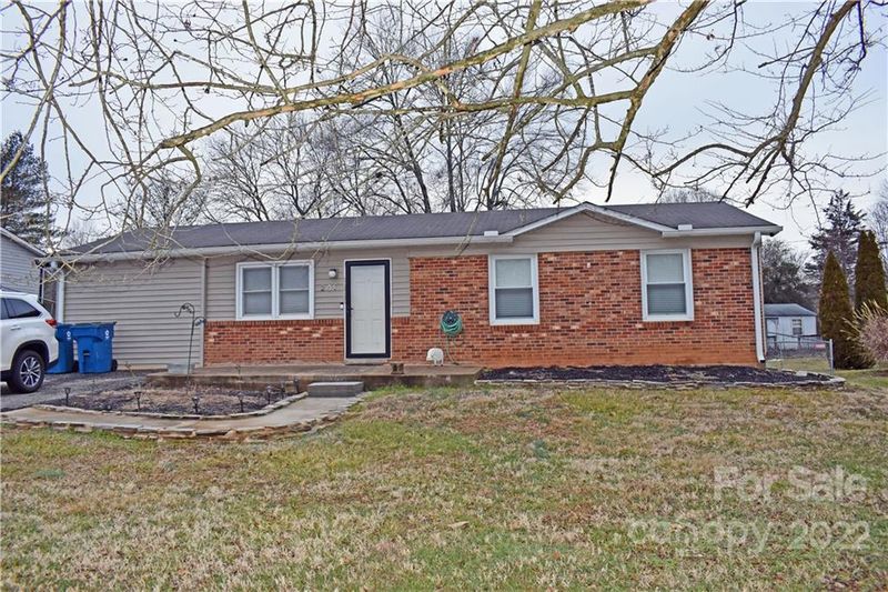 207 Old Park Rd, Maiden, NC 28650