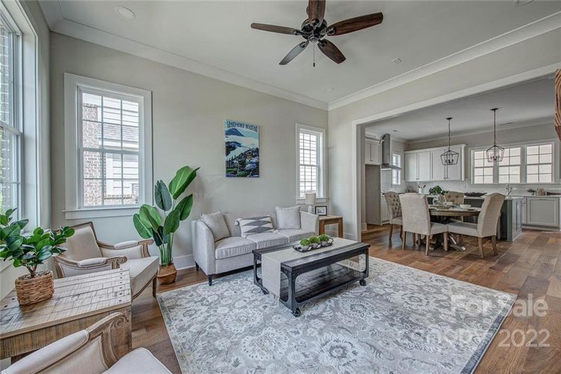 2 Oak St, Belmont, NC 28012