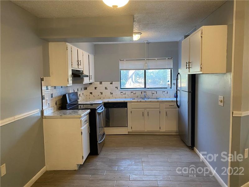 4831 Spring Lake Dr #B, Charlotte, NC 28212