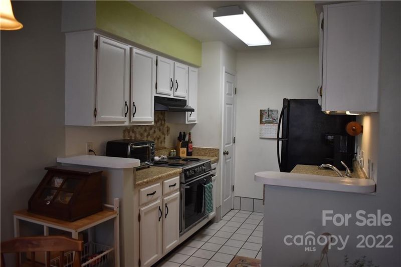 7240 Winery Ln, Charlotte, NC 28227