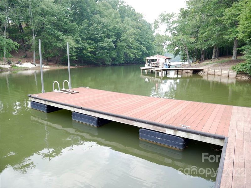 1449 Langdon Rd #301, Sherrills Ford, NC 28673
