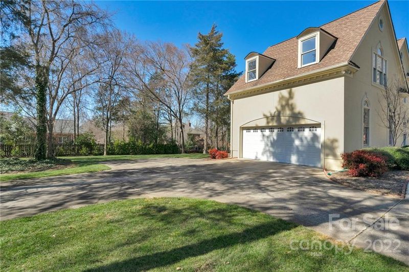 1200 Sydney Dr, Charlotte, NC 28270