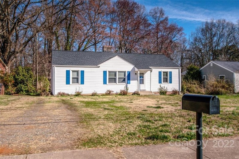 635 Hartness Rd, Statesville, NC 28677