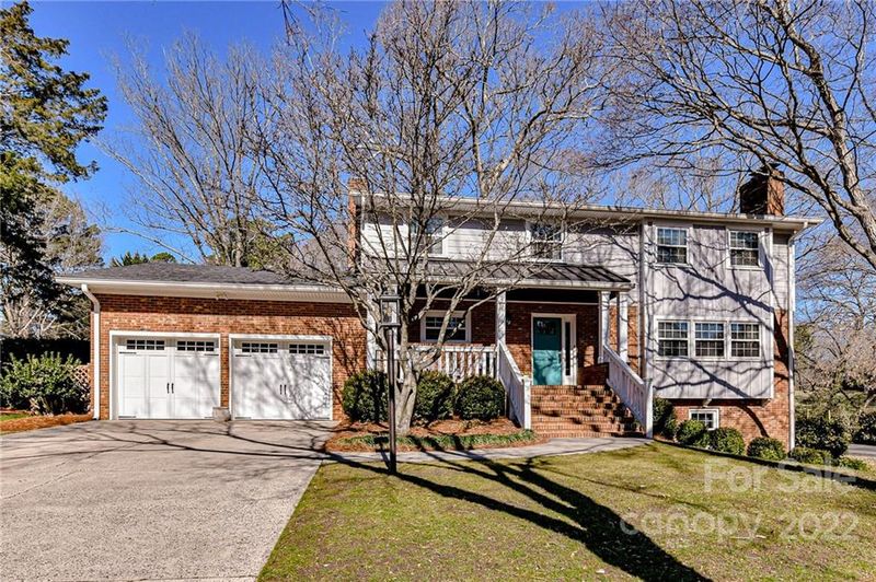 1212 Hollow Tree Ct, Charlotte, NC 28226