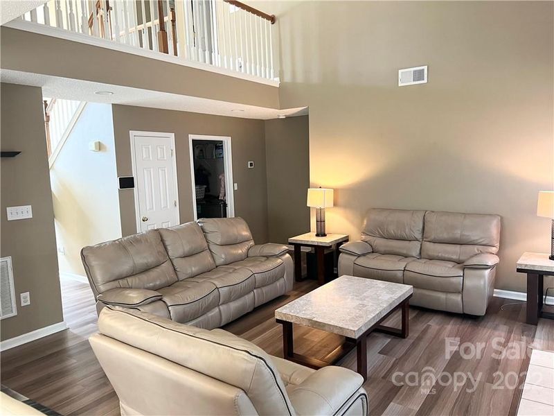 908 Reigate Rd, Charlotte, NC 28262