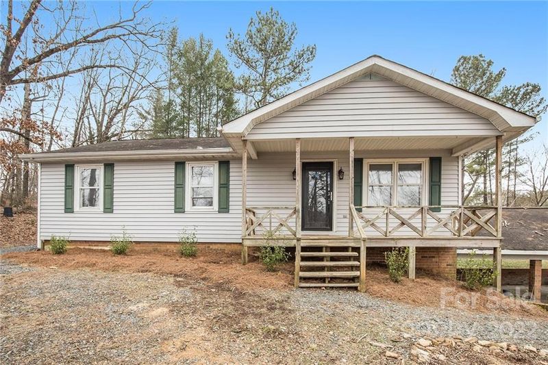 1715 Lynnwood Dr, Concord, NC 28025