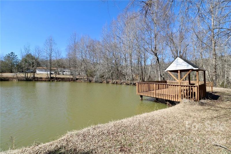 1562 Rohm Rd, Gastonia, NC 28056