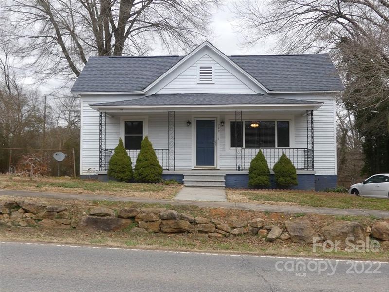 209 Lincoln St, High Shoals, NC 28077