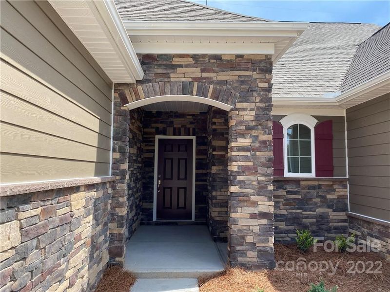 1336 Dali Blvd #456, Mount Holly, NC 28120
