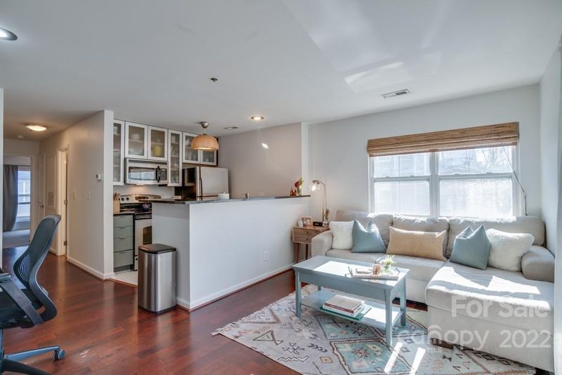525 N Graham St #2A, Charlotte, NC 28202