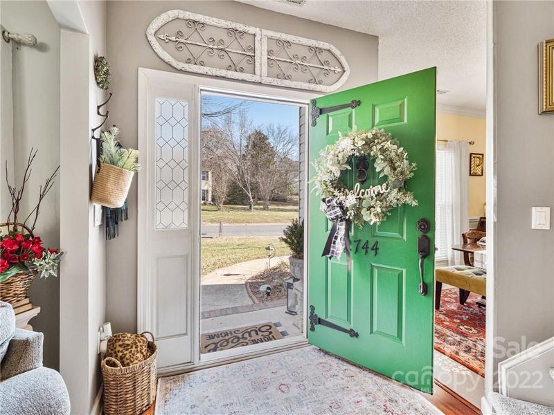 2744 Lamplighter Dr, Kannapolis, NC 28081