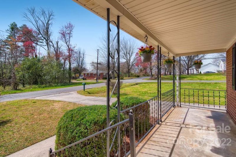 1003 Rhode Island Ave, Kannapolis, NC 28083