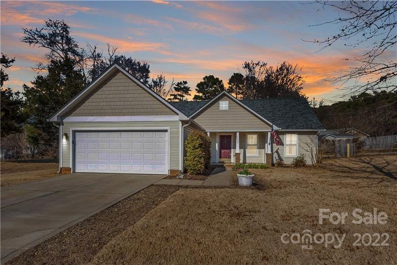 1232 Bicycle Ct, Gastonia, NC 28054
