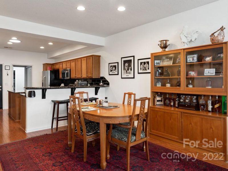 2411 Coltsview Ln, Matthews, NC 28105
