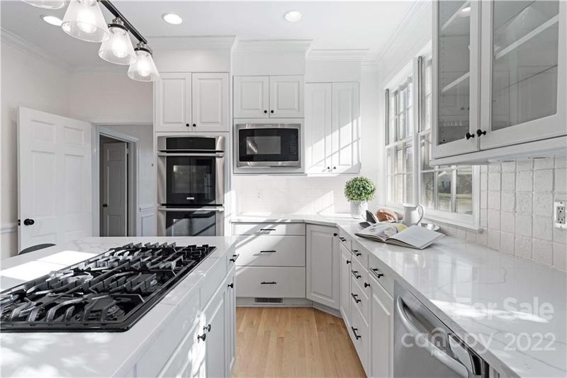 2026 Wendover Rd, Charlotte, NC 28211