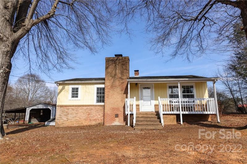 3349 40th Avenue Pl NE, Hickory, NC 28601