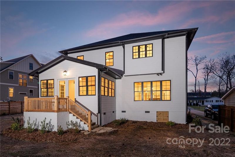 1024 Goshen Pl, Charlotte, NC 28211