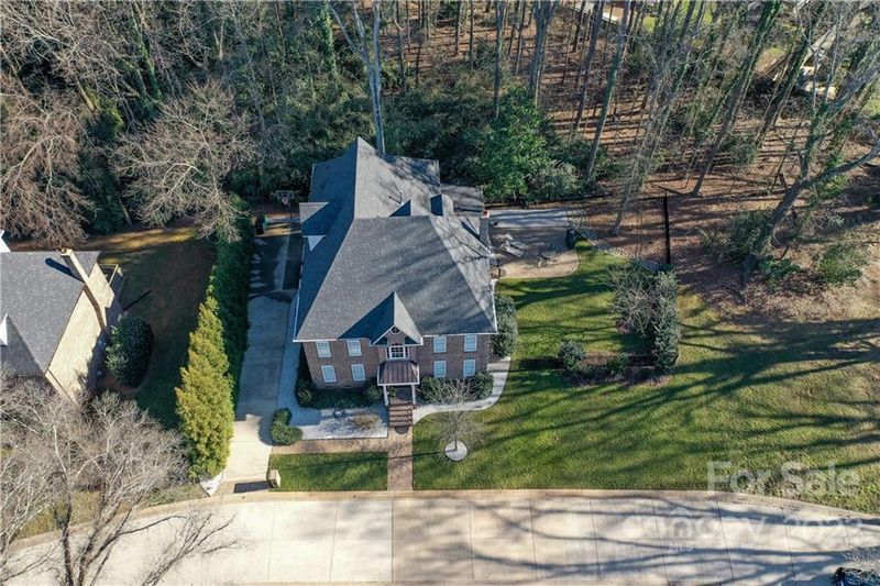 3110 Sharon View Rd, Charlotte, NC 28210