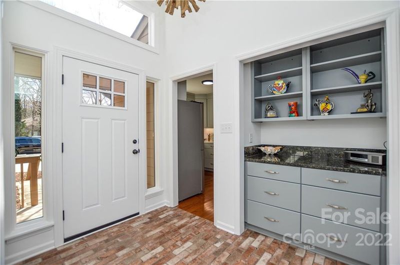8903 St Croix Ln, Charlotte, NC 28277