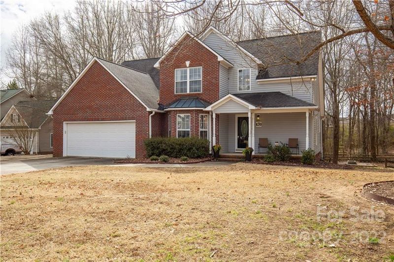 913 Clover Park Dr, Clover, SC 29710