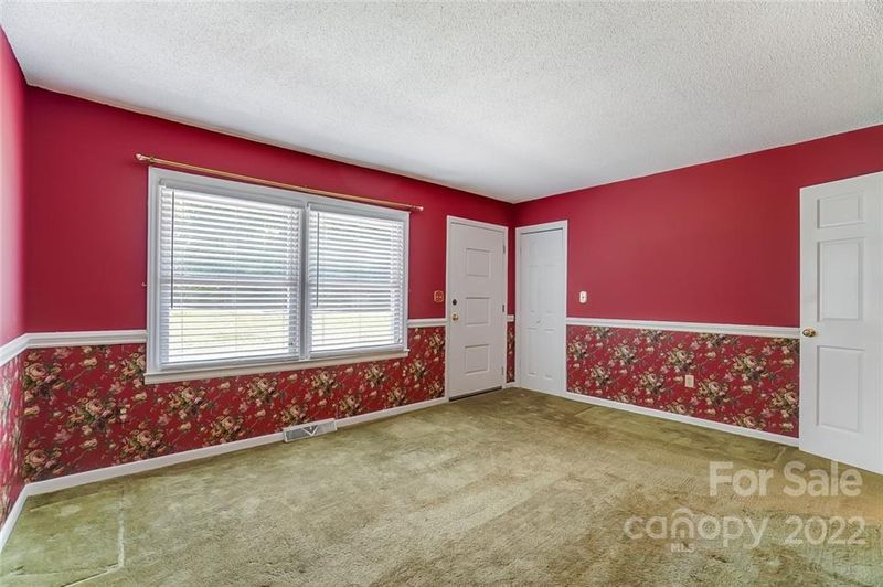 1112 Skyland Dr, Mount Pleasant, NC 28124