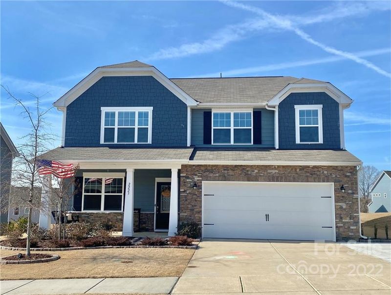 2223 Killian Creek Dr, Denver, NC 28037
