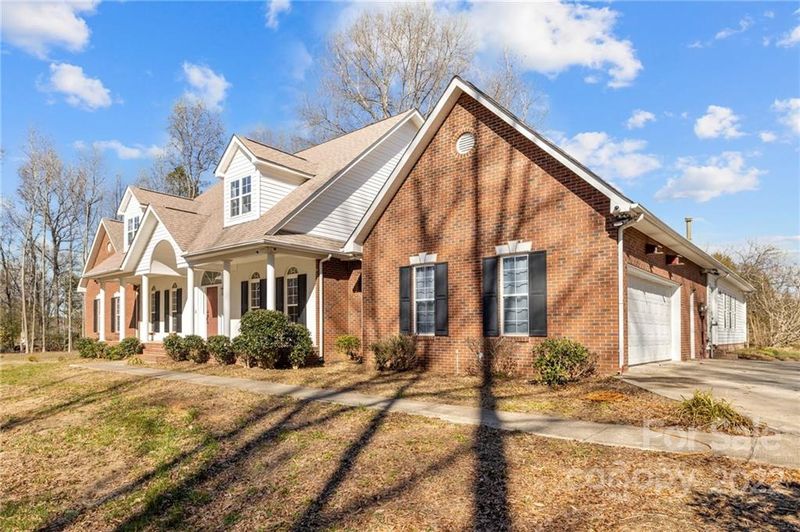120 Steeplechase Cir, Weddington, NC 28173