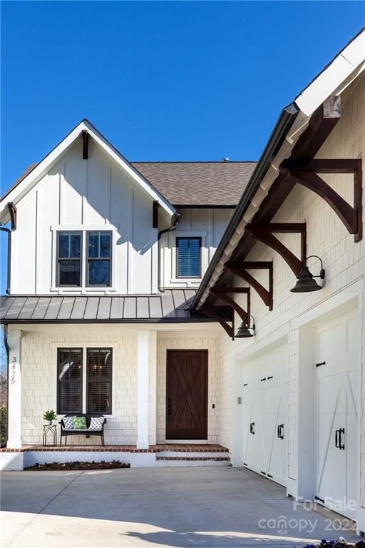 3425 Willow Oak Rd, Charlotte, NC 28209