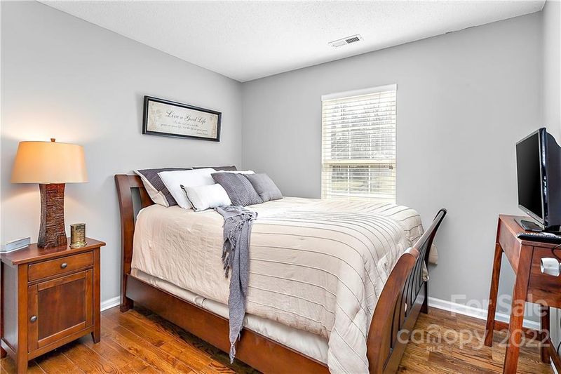 1121 Franklin Thomas Pl, Charlotte, NC 28214